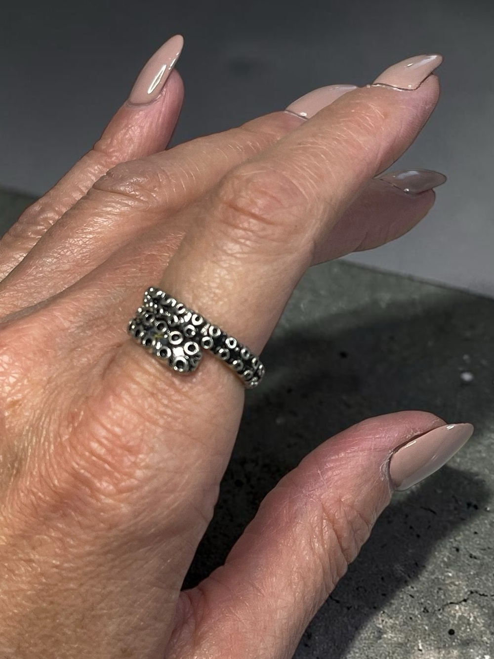 Silver Tone Octopus Tentacle Wrap Ring Textured Statement Ring Size 7.25